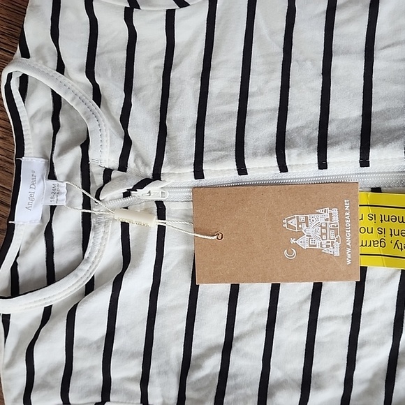 Angel Dear 18-24m b&w stripes footie NWT - Picture 2 of 5